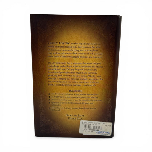 The Love Dare Day by Day: A Year of Devotions for Couples by Alex Kendrick