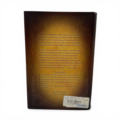 The Love Dare Day by Day: A Year of Devotions for Couples by Alex Kendrick