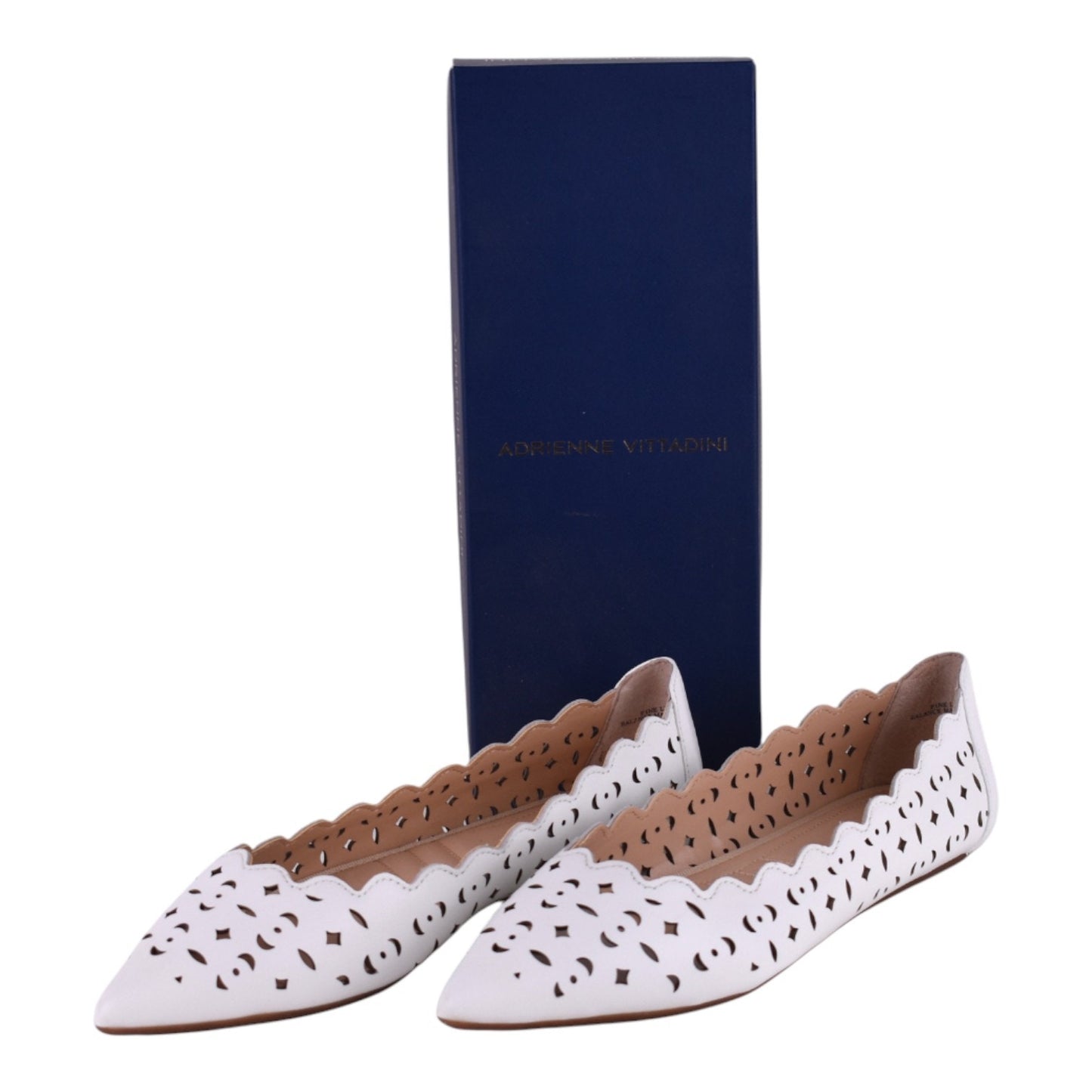 Adrienne Vittadini FORST Leather Laser-Cut Flats – White (Size 8M)